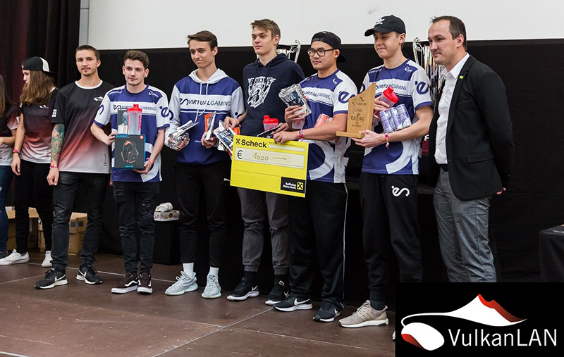 Mehr Fotos auf vulkanlan.at Siegerehrung CS:GO Platz 1: ieS